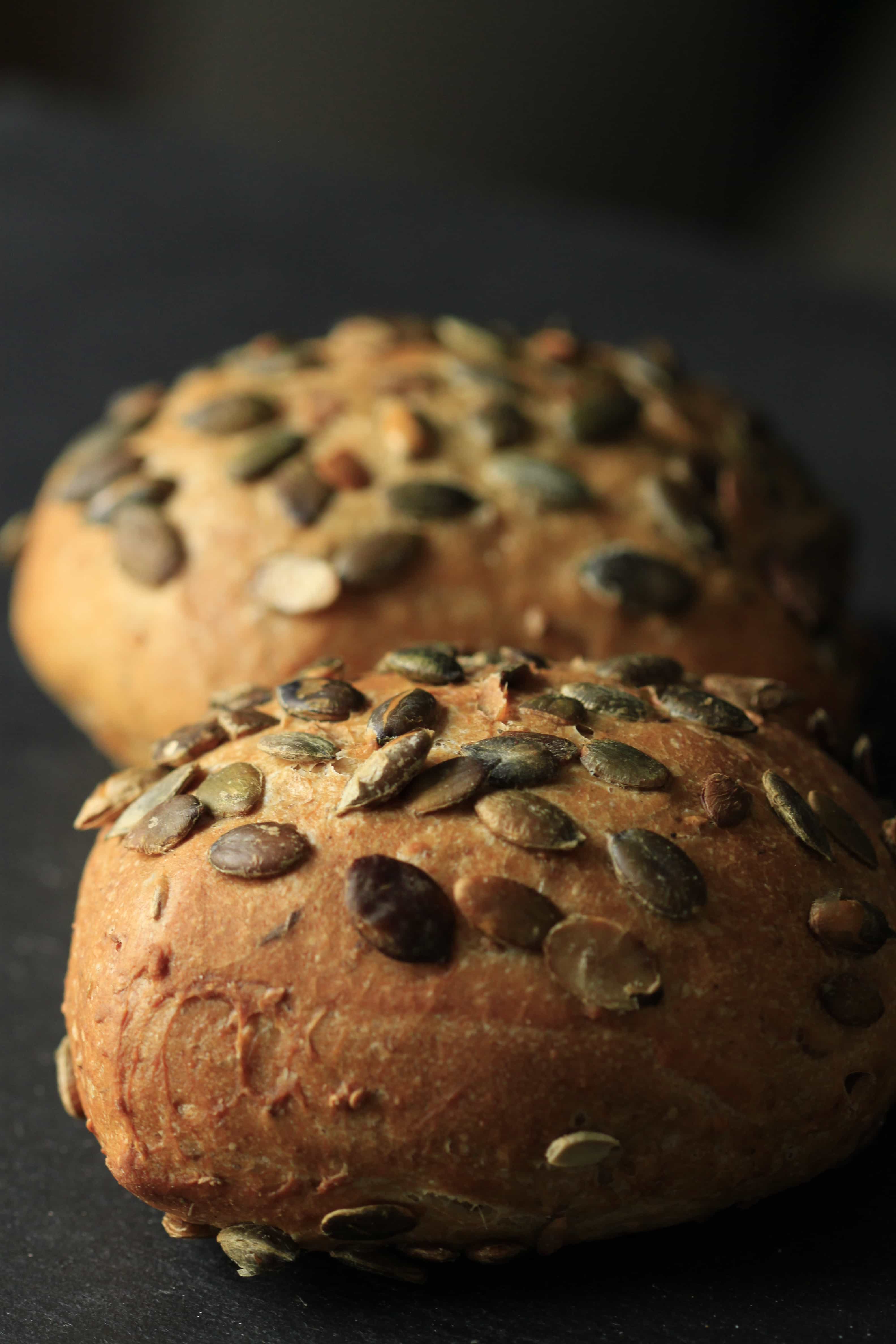 Kürbiskernbrötchen - Bäckerei Konditorei Claus Kürbiskernbrötchen - Bäckerei Konditorei Claus